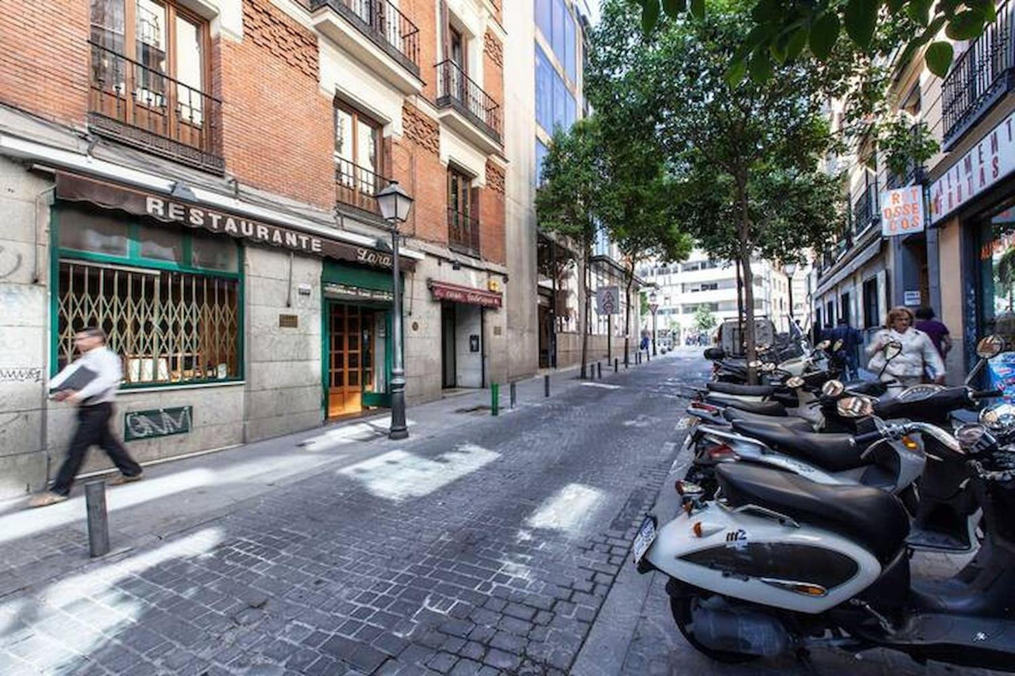 Apartamentos Day Madrid San Antonio Centro Gran Via Sol Malasana Zewnętrze zdjęcie