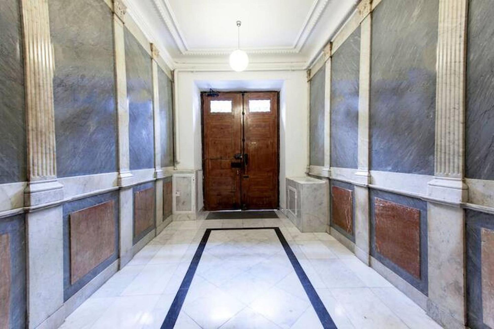 Apartamentos Day Madrid San Antonio Centro Gran Via Sol Malasana Zewnętrze zdjęcie