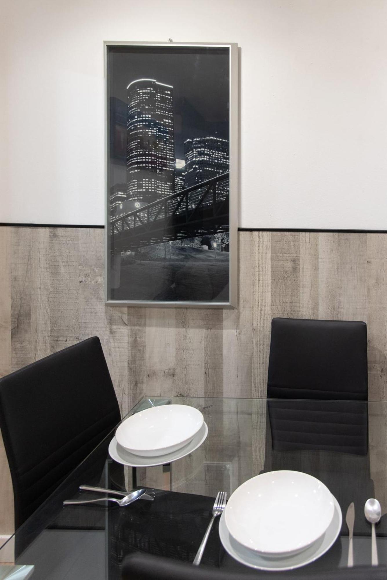 Apartamentos Day Madrid San Antonio Centro Gran Via Sol Malasana Zewnętrze zdjęcie