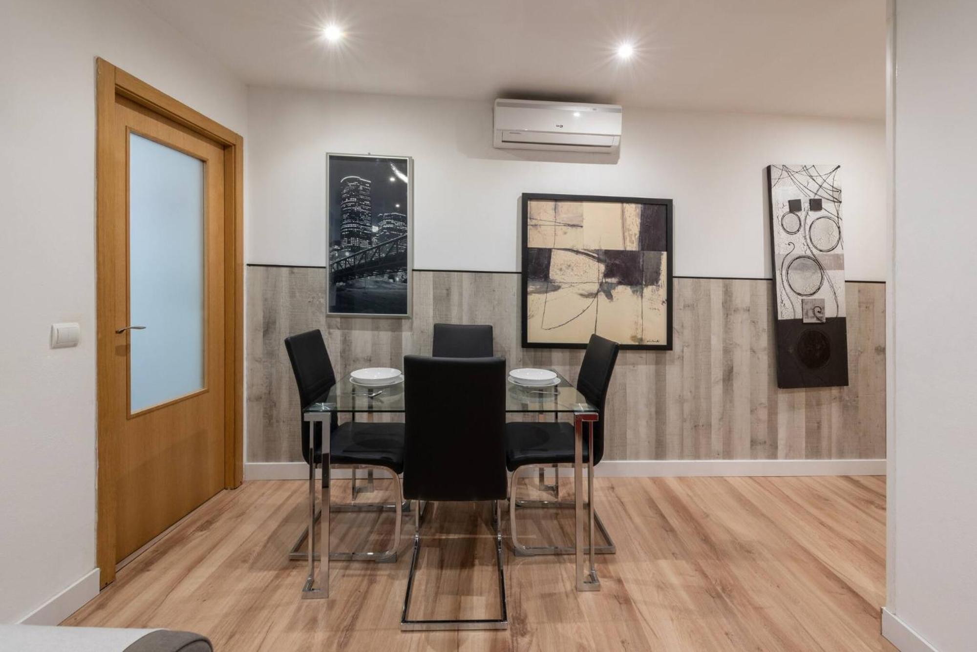 Apartamentos Day Madrid San Antonio Centro Gran Via Sol Malasana Zewnętrze zdjęcie