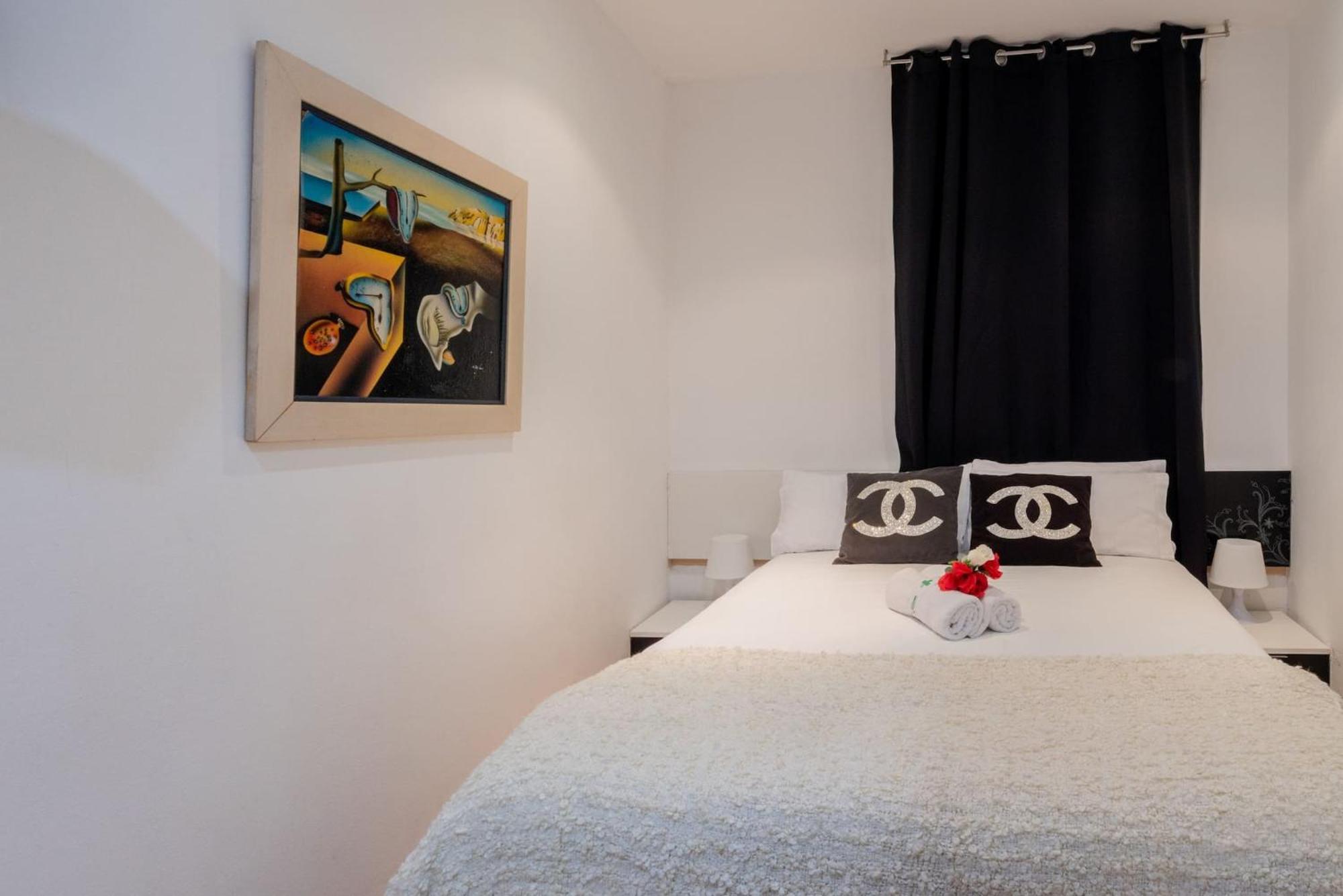 Apartamentos Day Madrid San Antonio Centro Gran Via Sol Malasana Zewnętrze zdjęcie