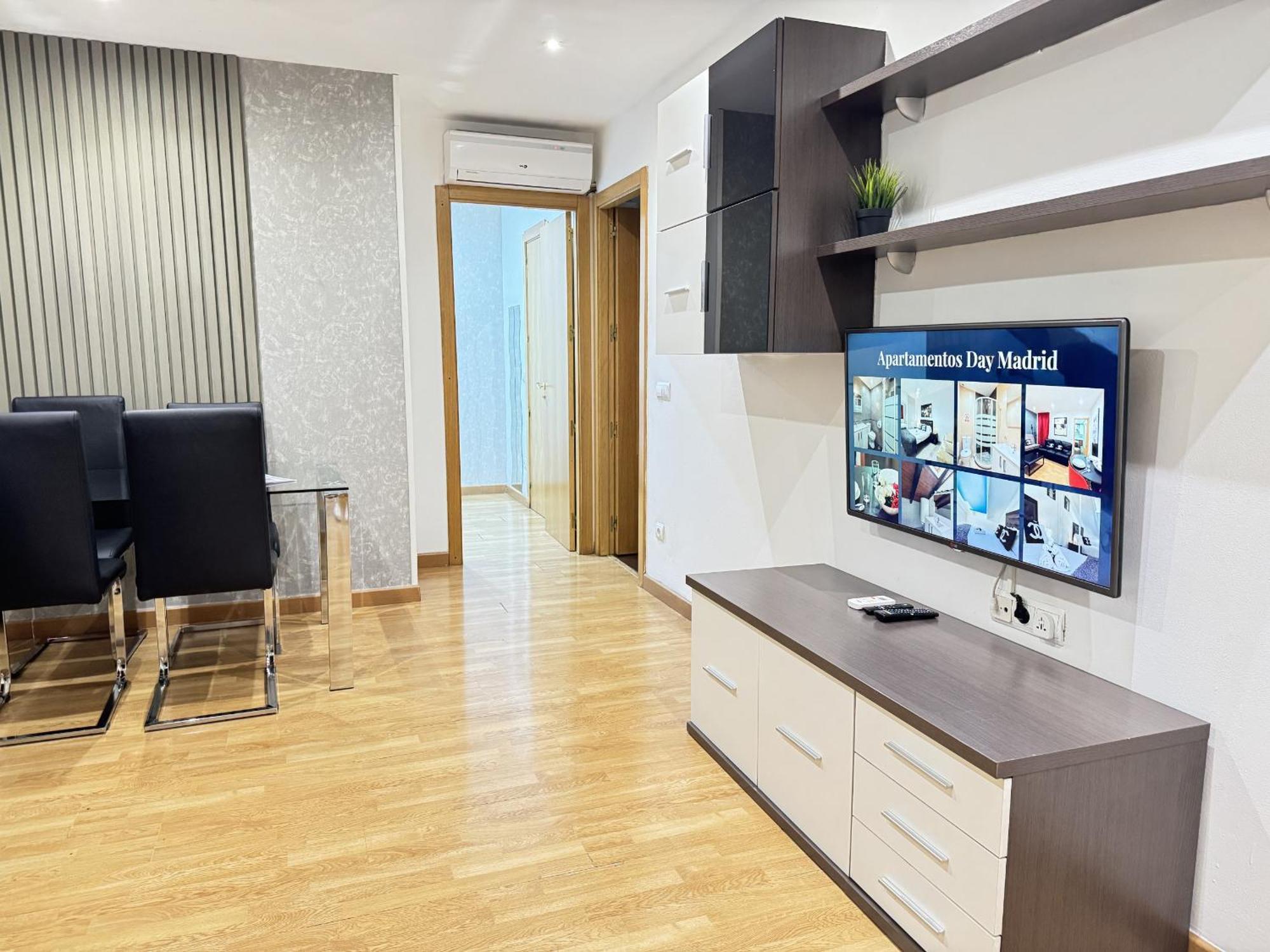 Apartamentos Day Madrid San Antonio Centro Gran Via Sol Malasana Zewnętrze zdjęcie